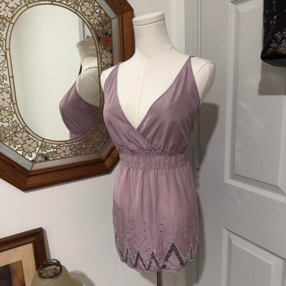 VTG Y2K Old Navy Mauve & Silver Beaded Sequin 100% Silk Smocked Cami Top L - Picture 2 of 8